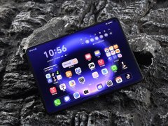 这颗按键除了常用的锁屏、指纹解锁